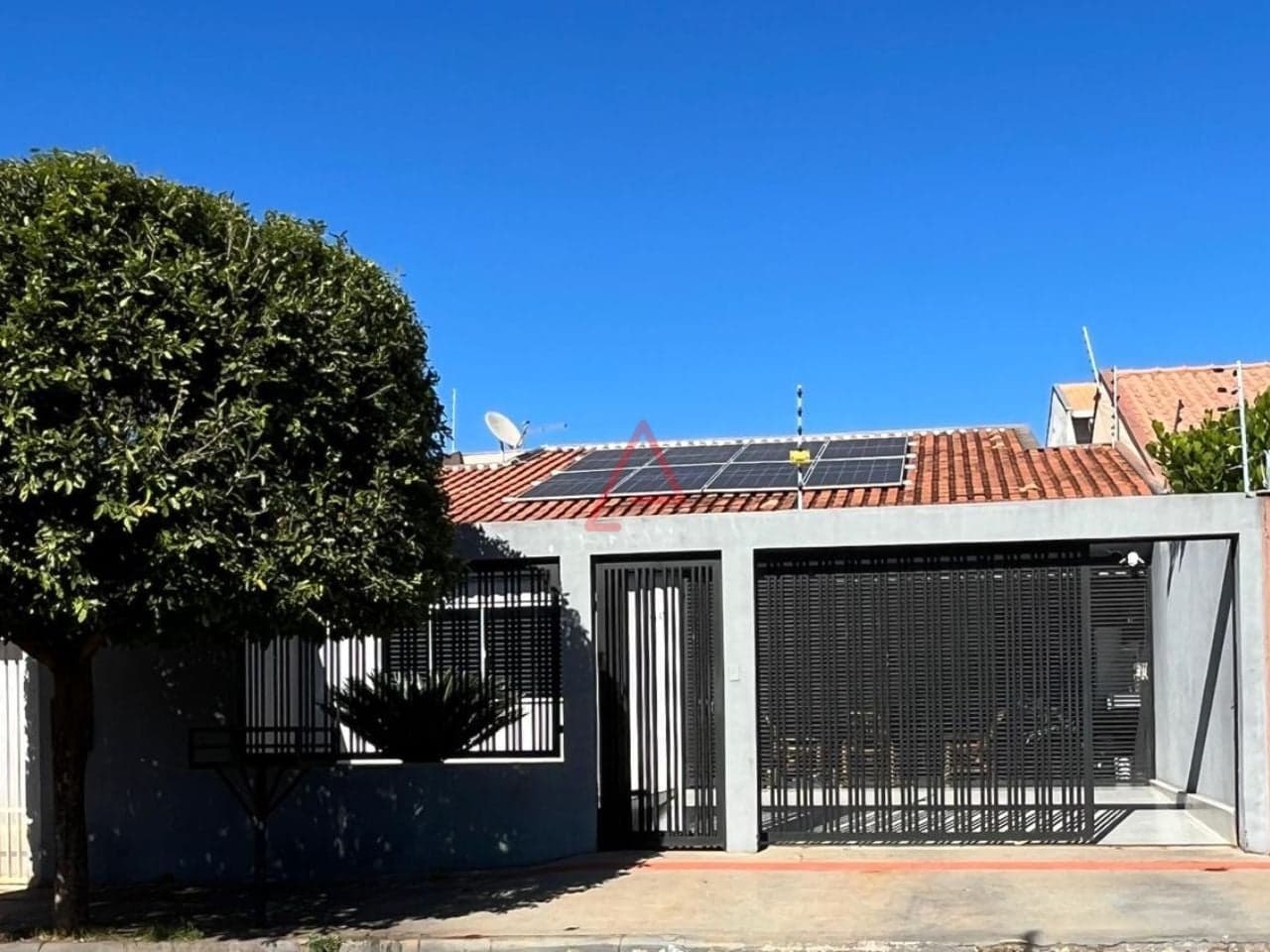 Casa com 3 Quartos à Venda, 150m² por R$620.000,00, Jardim Portal dos Pioneiros, Londrina-PR