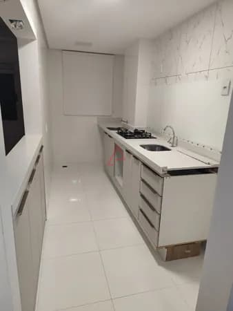 Apartamento com 2 quartos à venda, 50m² por R$230.000,00, Centro, Cambé-PR