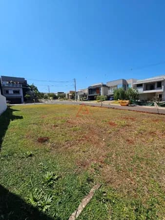 Terreno em Condomínio à Venda, 366m² por R$380.000,00, Parque Tauá, Londrina-PR