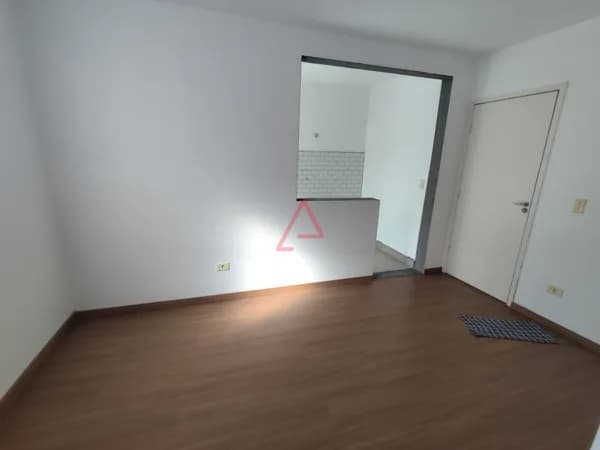 Apartamento com 2 Quartos à Venda, 45m² por R$280.000,00, Londrina-PR