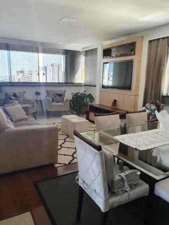 Apartamento com 3 Quartos à Venda, 104m² por R$650.000,00, Centro, Londrina-PR