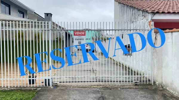 Sobrado 3 Quartos 2 vagas 120m² por R$ 389.000 no Hauer em Curitiba - Paraná.
