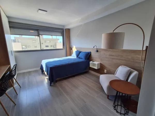 Apartamento mobiliado para alugar no The Arch no bairro Mont Serrat