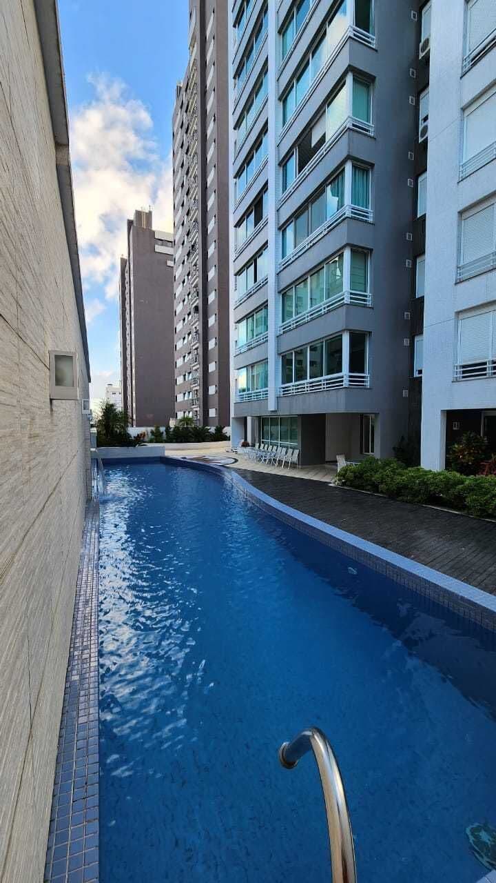 Apartamento 02 dormitórios com 02 vagas de garagem