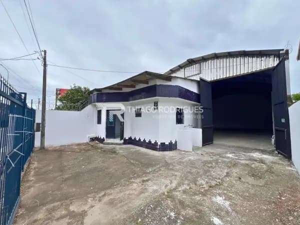 Pavilhão Comercial de 260m² à Venda no Centro de Canoas — ao Lado do Viaduto da Cautol