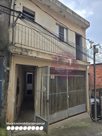 Casa Padrão térrea com 3 cômodos w.c lavanderia e garagem coberta agua e luz medidor individual