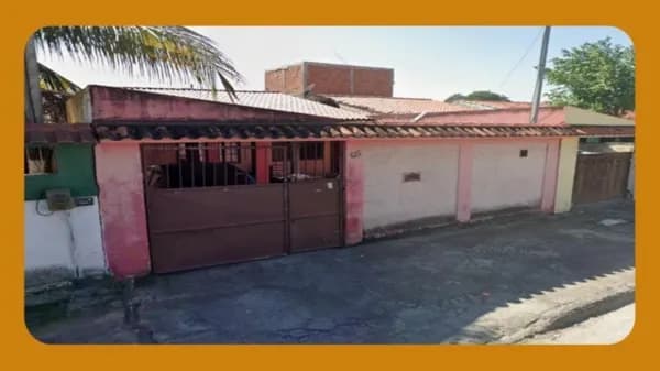 CASA RESIDENCIAL, LOCALIZADA NA RUA DAS GARDÊNIAS, Nº 65, SANTO ANTÔNIO, DUQUE DE CAIXIAS/RJ