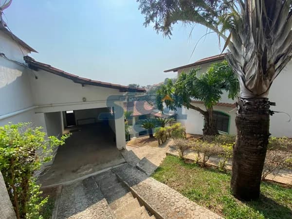 Casa duplex à venda no bairro Santo Antônio - Pedro Leopoldo/MG