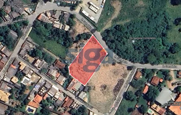 Terreno de 3.304m²