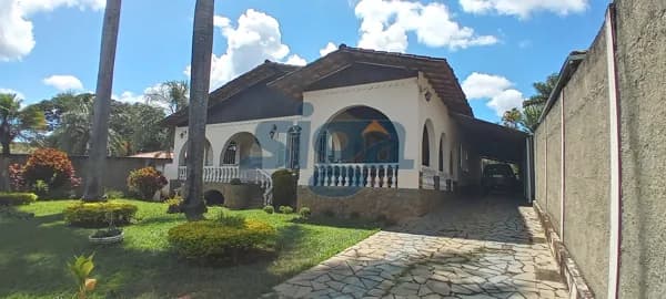 Casa de alto padrão à venda no bairro Maria Cândida - Pedro Leopoldo/MG