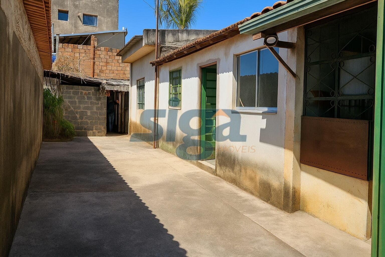 Casa em Conjunto Habitacional Marieta Batista Sales, Pedro Leopoldo/MG
