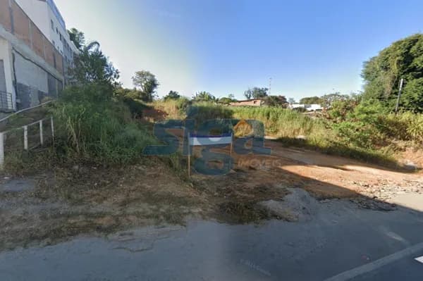 Lote/Terreno em Pedro Leopoldo - Campinho