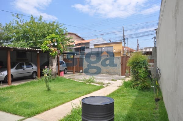 Casa em Pedro Leopoldo - Centro
