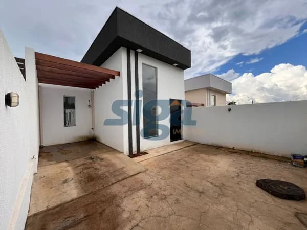 Casa Padrão bem localizada no bairro Andyara - Pedro Leopoldo/MG