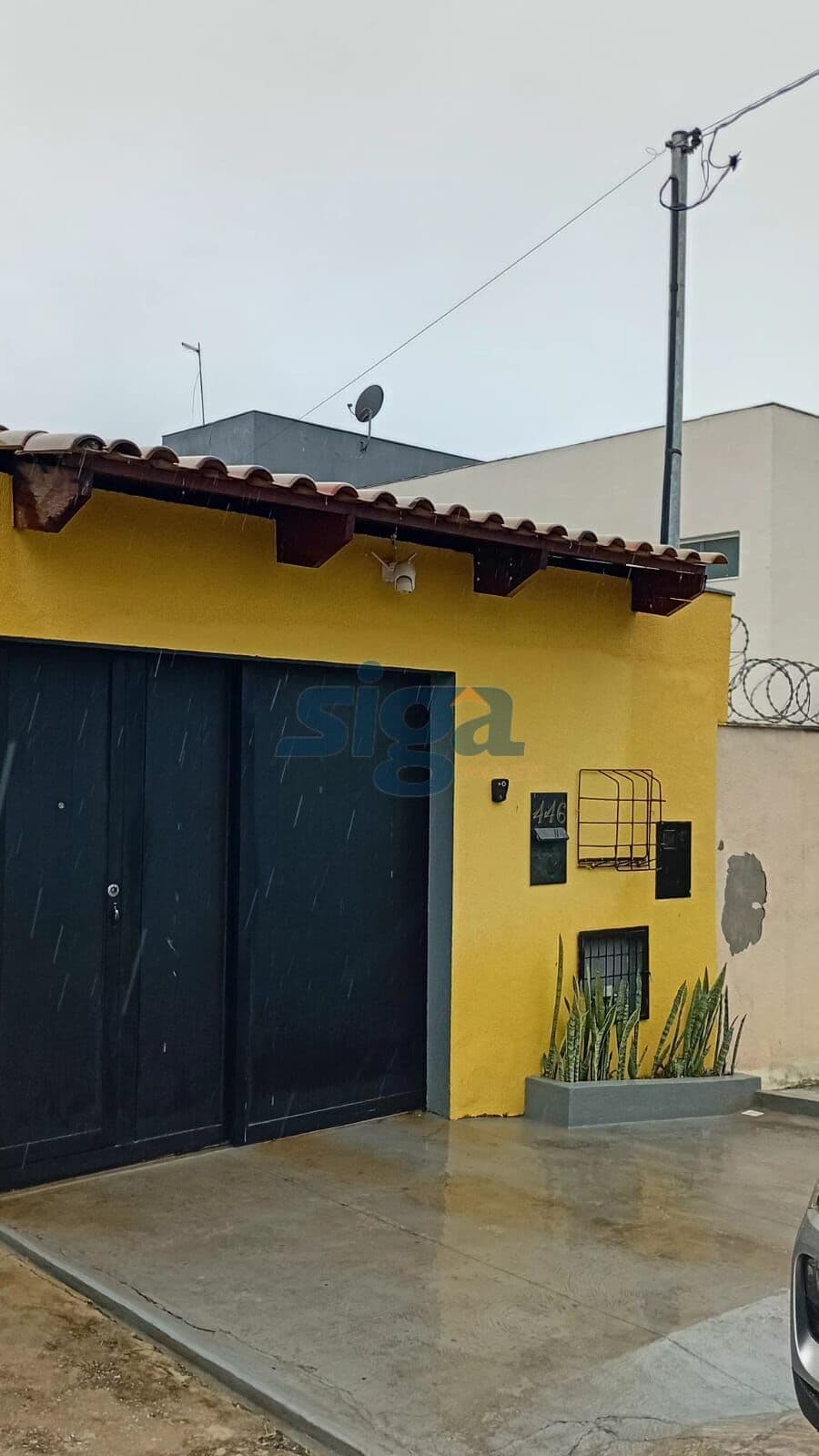 ✨ Casa à Venda com 2 Quartos (1 Suíte), Jardim e Excelente Acabamento