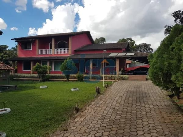 Casa Alto Padrão bem localizado no bairro Novo Campinho - Pedro Leopoldo/MG