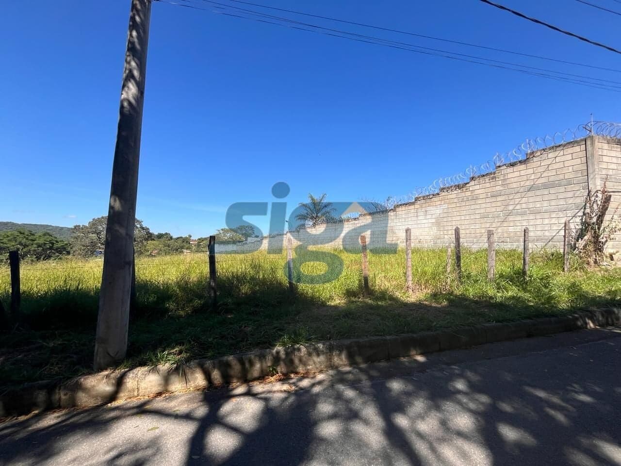 Lote bem localizado no bairro Santo Antônio da barra - Pedro Leopoldo/MG