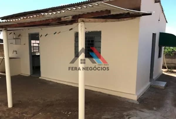 Kitnet/Conjugado em Mirandópolis - Centro