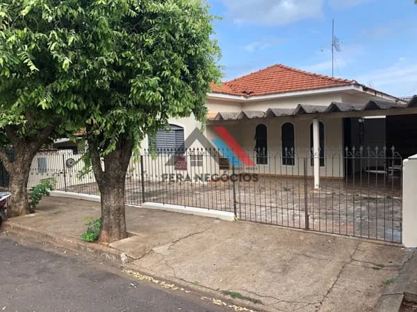 Casa em Mirandópolis - Jardim Nossa Senhora de Fatima