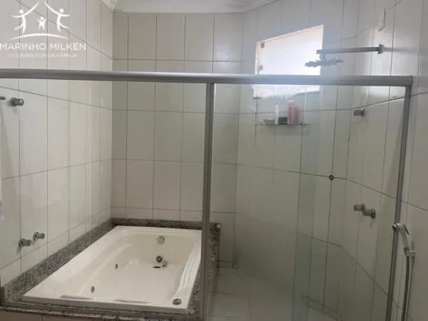 Casa em Uberlândia - Cidade Jardim