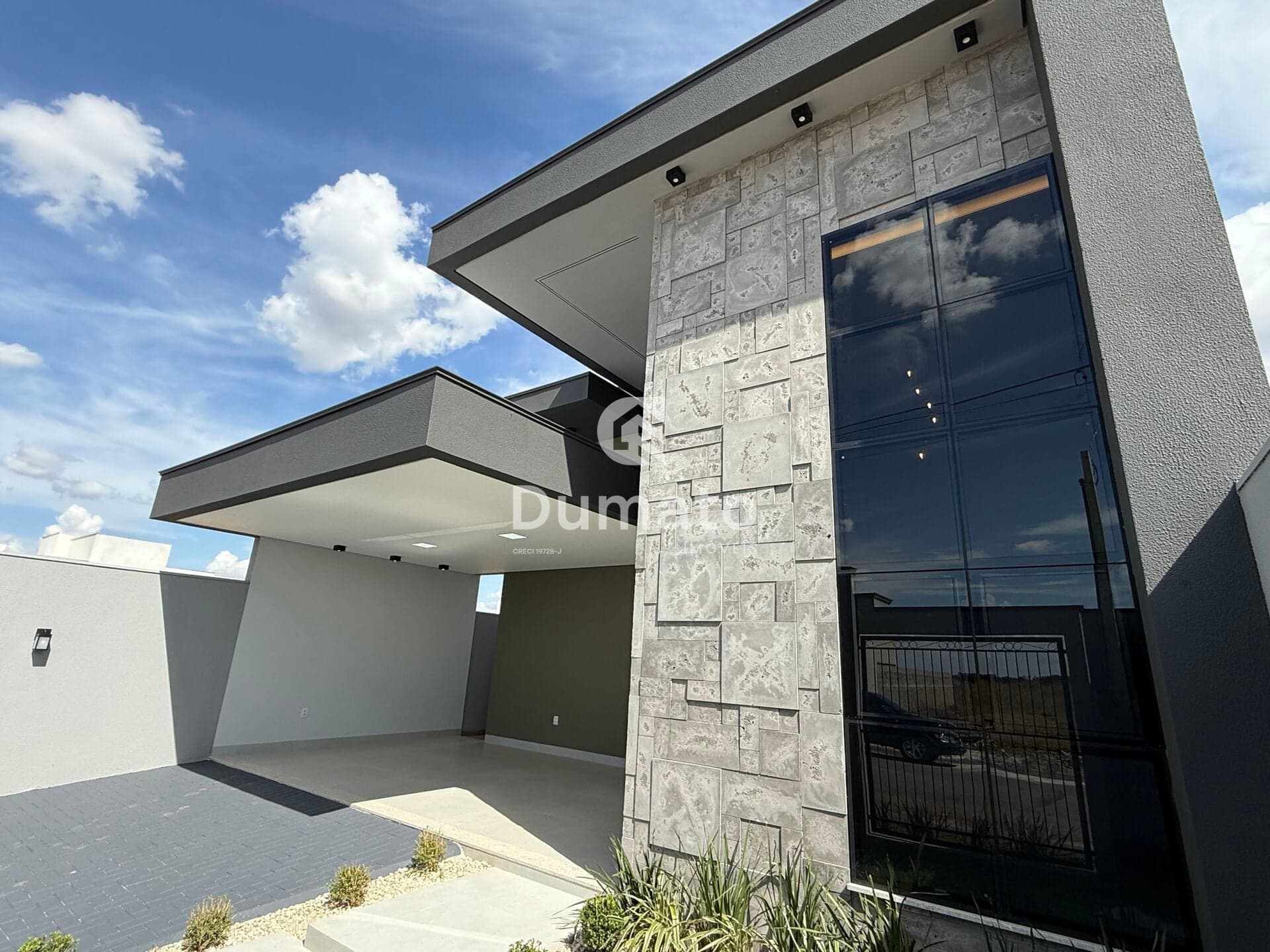 CASA PARA VENDA NO BAIRRO RESIDENCIAL RIVIERA SUIÇA