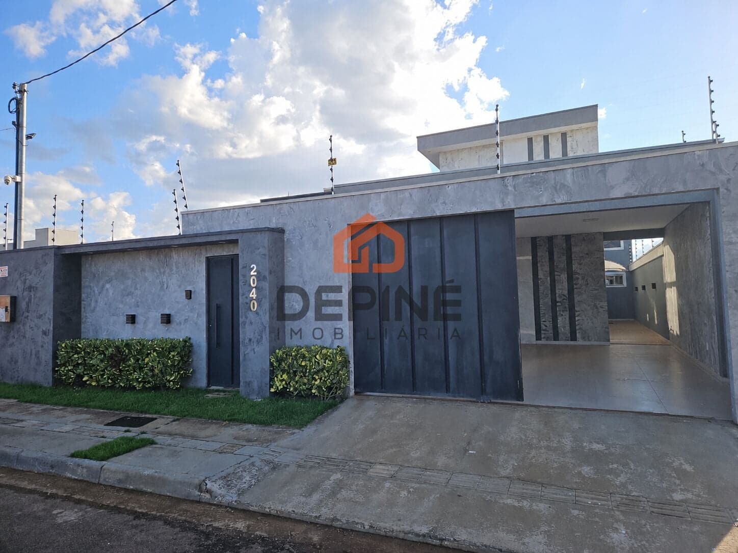 Casa para Locação - Bairro Praças de Vilhena