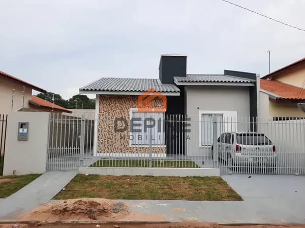 Casa a Venda no Bairro Residencial Solar de Vilhena