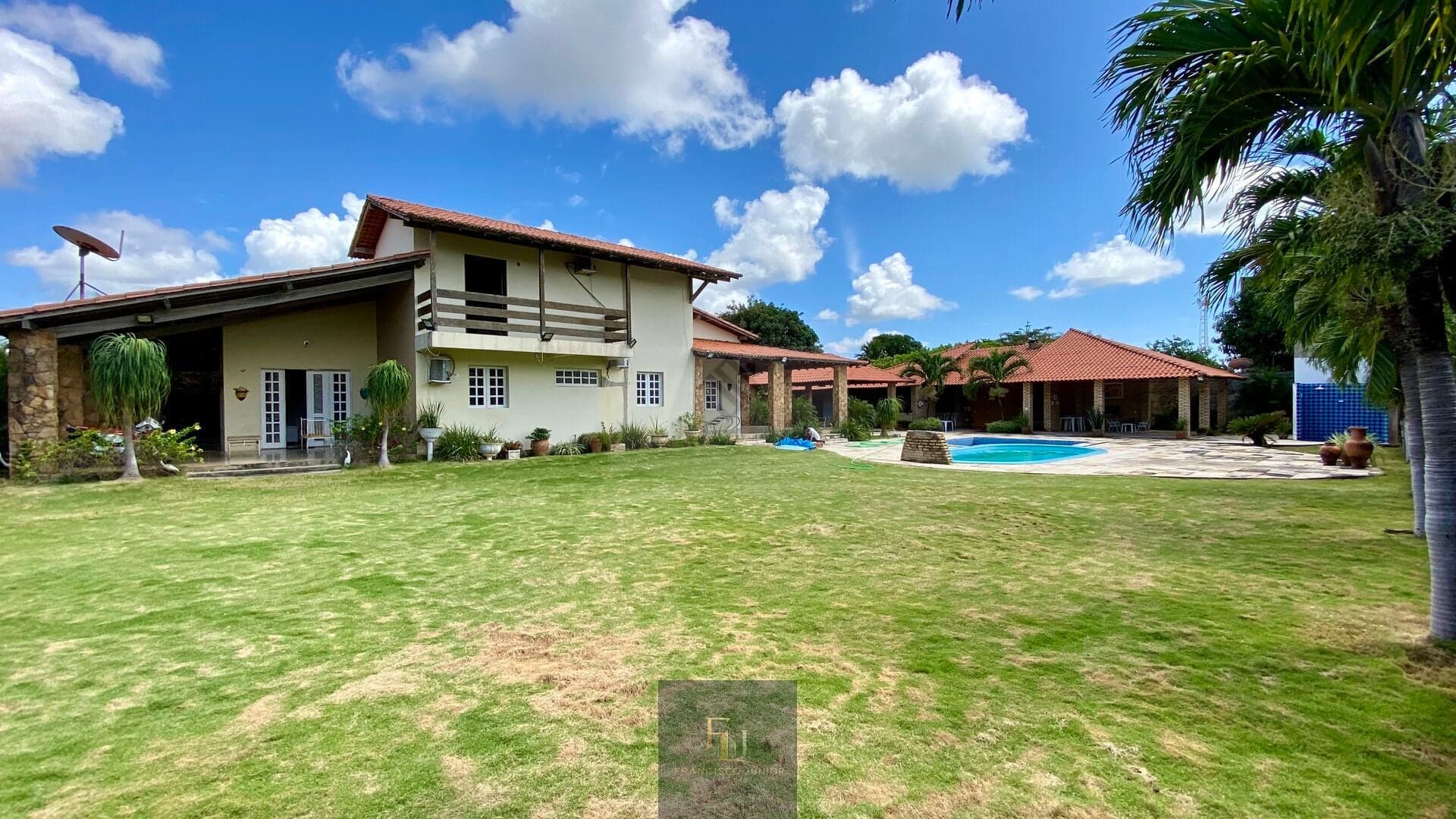 Casa em Parnaíba - Reis Veloso
