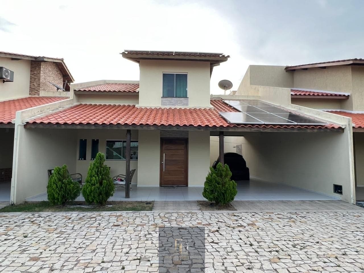 Casa no coqueiro
