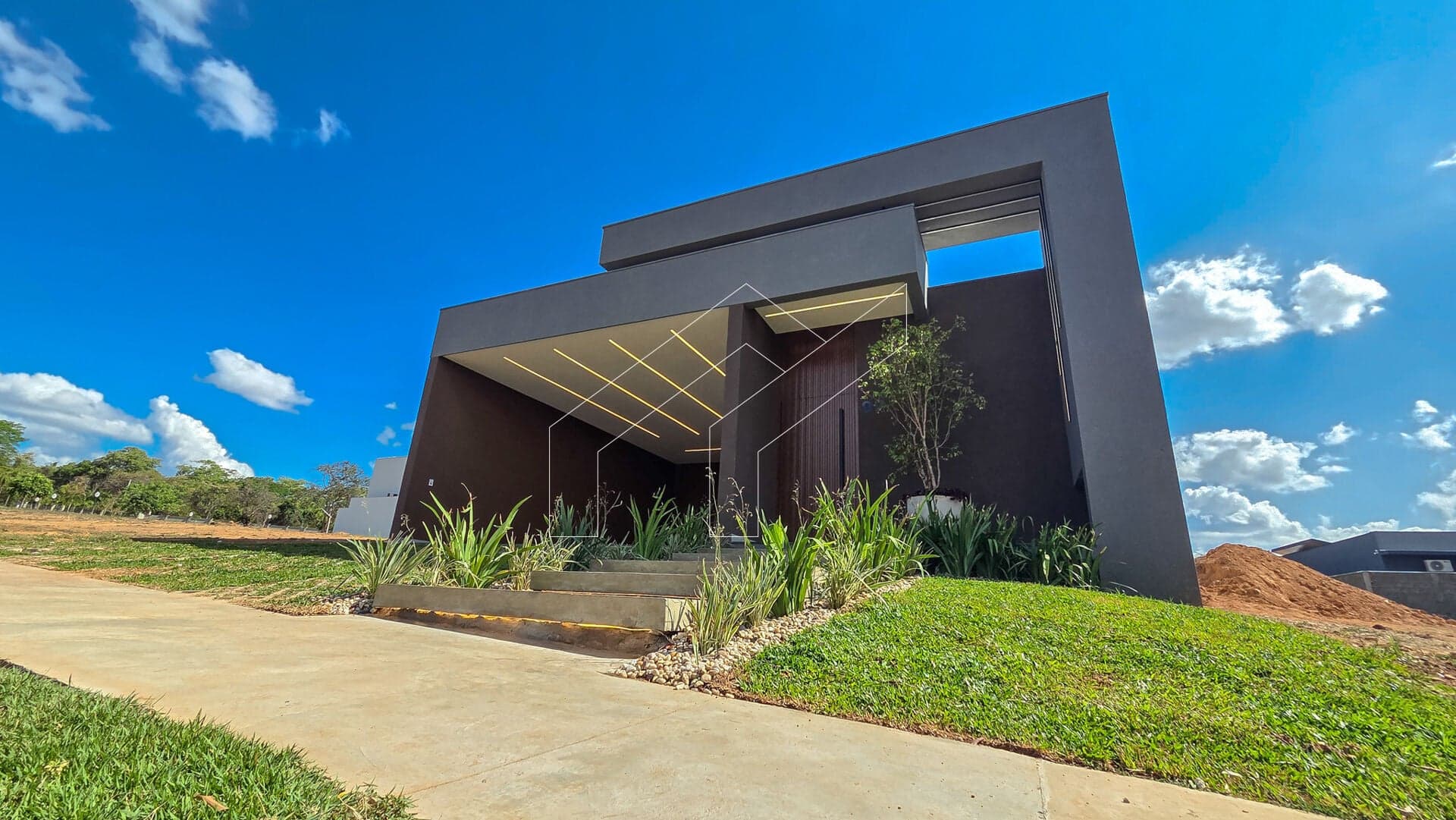 Casa Alto Padrão em Centro, Rifaina/SP