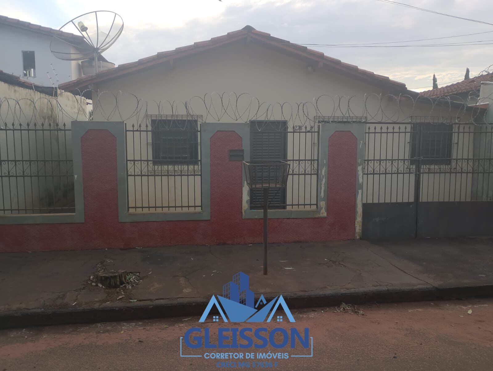 CASA NO BAIRRO SOL NASCENTE II