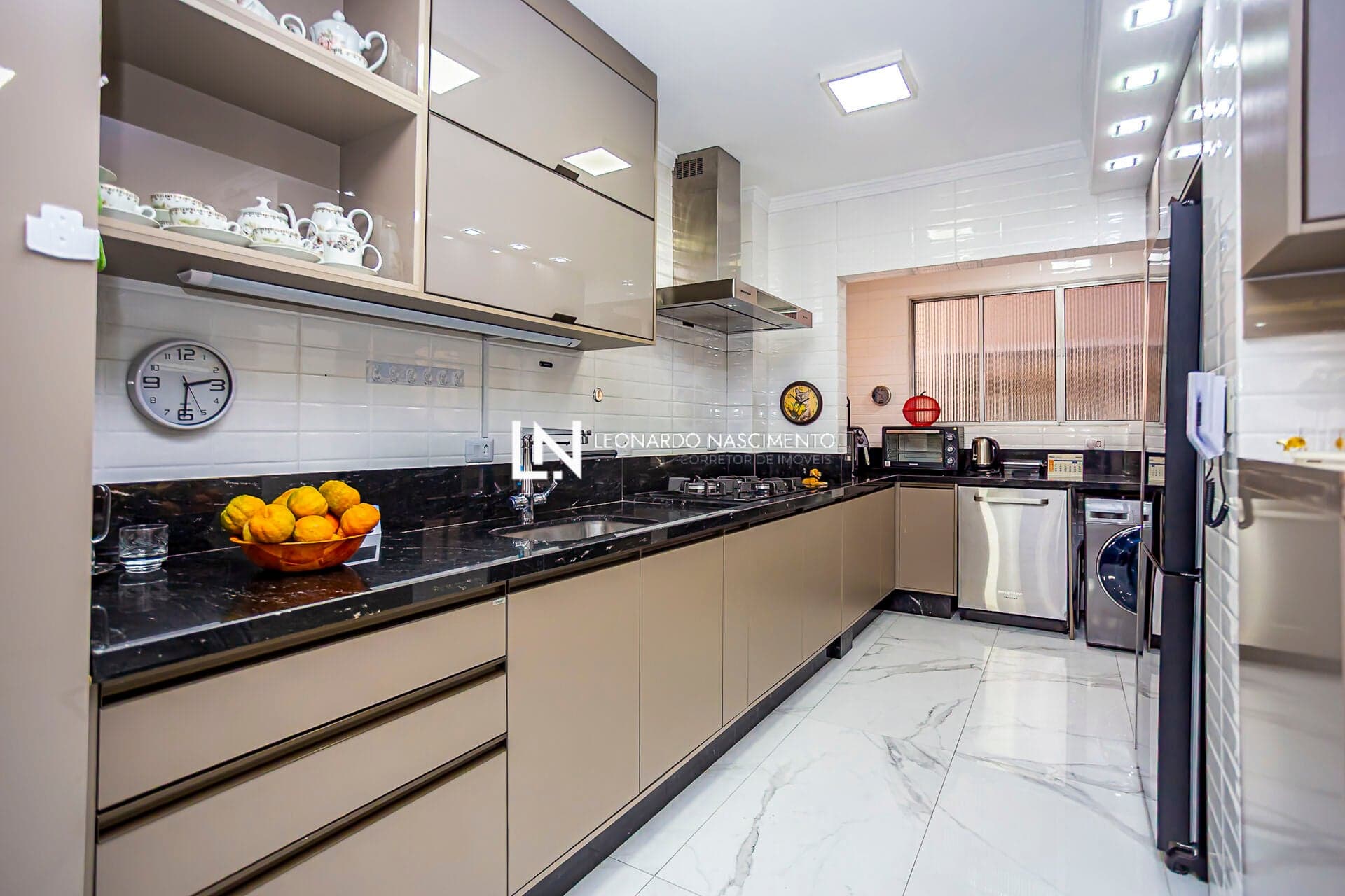 Apartamento Totalmente Reformado | 108m² Privativos | 3 Quartos no Cabral