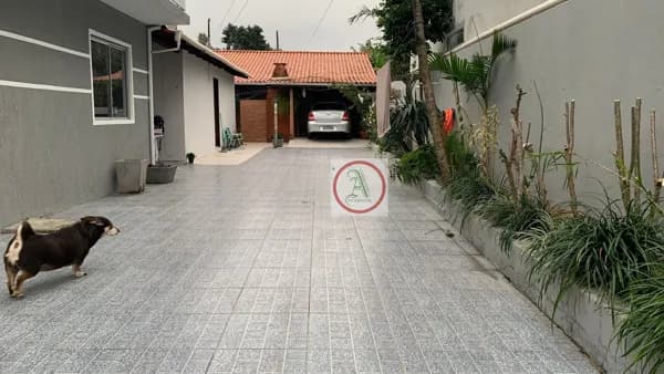 Casa em Florianópolis - São João do Rio Vermelho