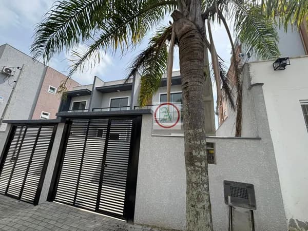 Casa Sobrado em Ingleses do Rio Vermelho, Florianópolis/SC