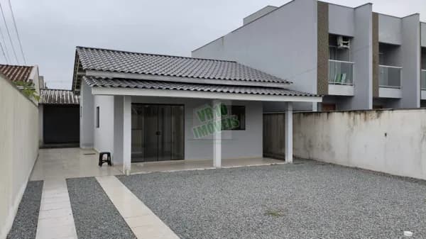 Casa em Araquari - Volta Redonda