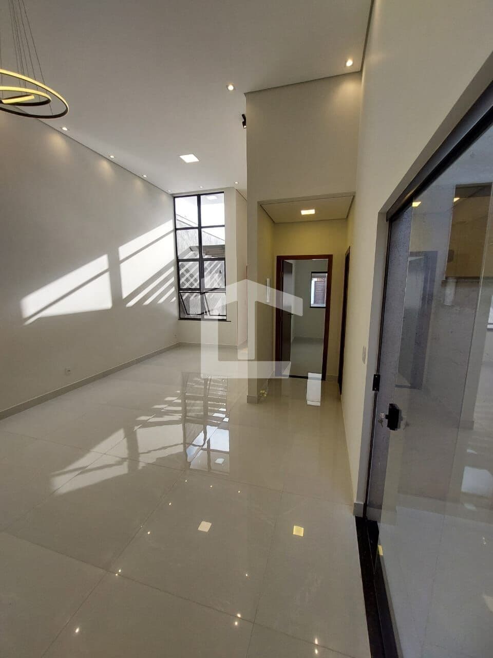 CASA MODERNA FLÓRIDA