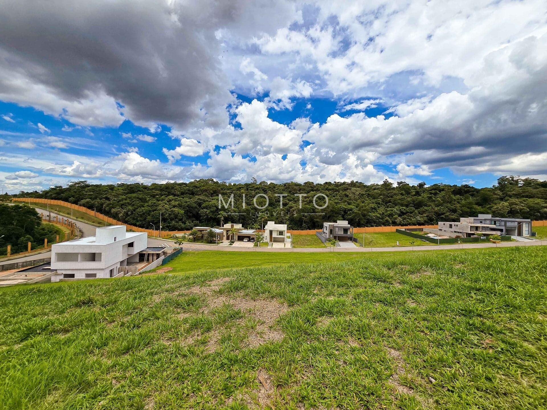 Terreno à venda, 665 m² por R$ 955.000 - Alphaville Jundiaí - Jundiaí/SP