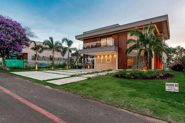 Casa com 5 suítes no condomínio PORTAL JAPY GOLF CLUB por R$ 6.4 milhões