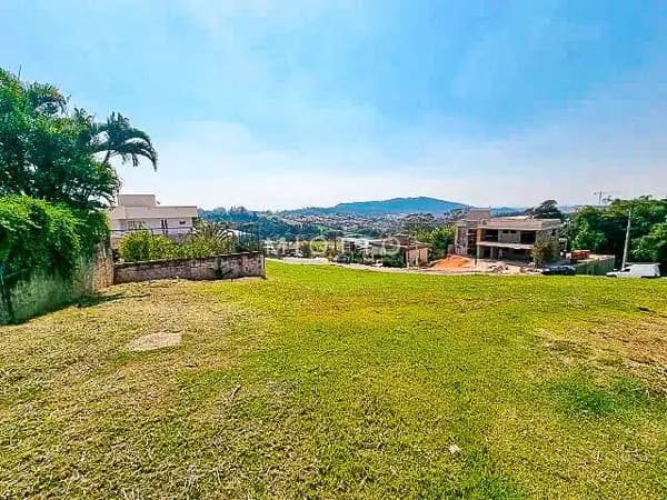Terreno de 858m² no RESIDENCIAL DOS LAGOS em Itupeva/SP por R$ 640.000