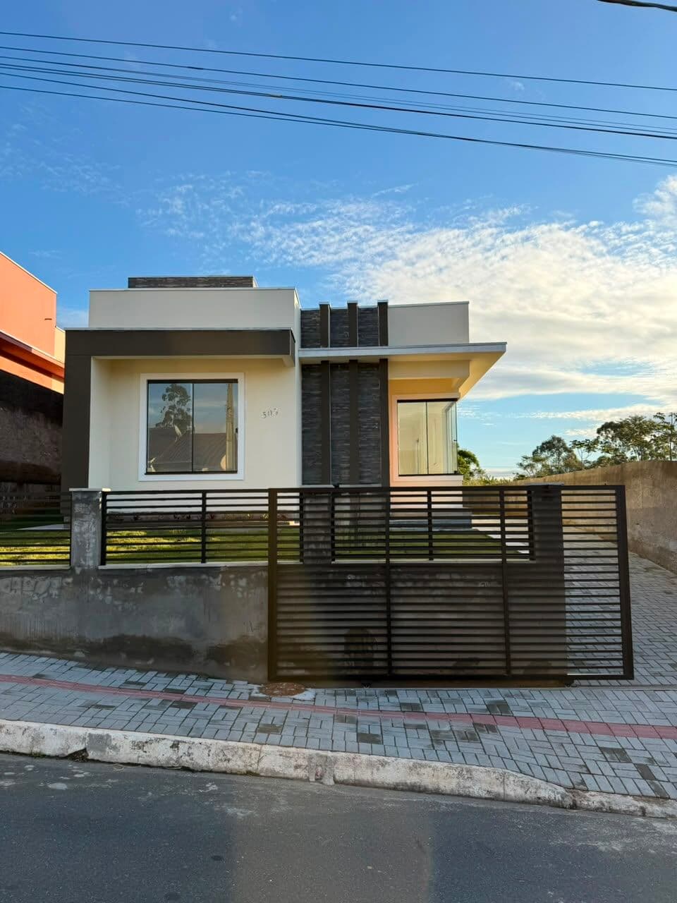 Casa em Indaial - Estradas das Areias