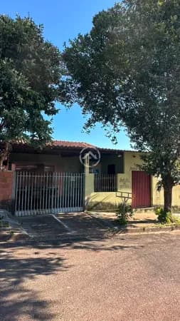 Casa Padrão + Ponto comercial