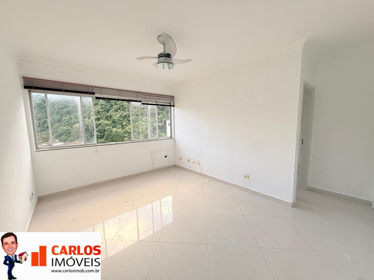 LINDO APARTAMENTO - PRONTO PARA MORAR - ELEVADOR - VAGA DEMARCADA