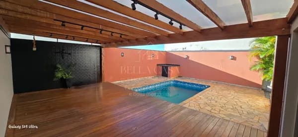 Casa em Botucatu - Altos do Paraíso