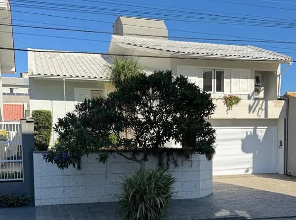 Casa em Tubarão - Centro
