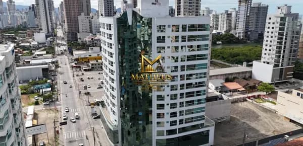 Amplo Apartamento com 3 Suítes e Vista para o Mar à Venda em Porto Belo/SC