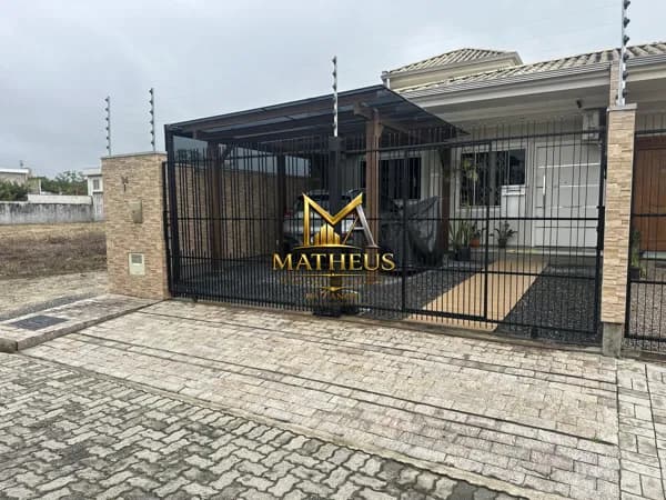 💎 CASA MOBILIADA EM TIJUCAS | 02 DORMITÓRIOS + 02 VAGAS 💎
