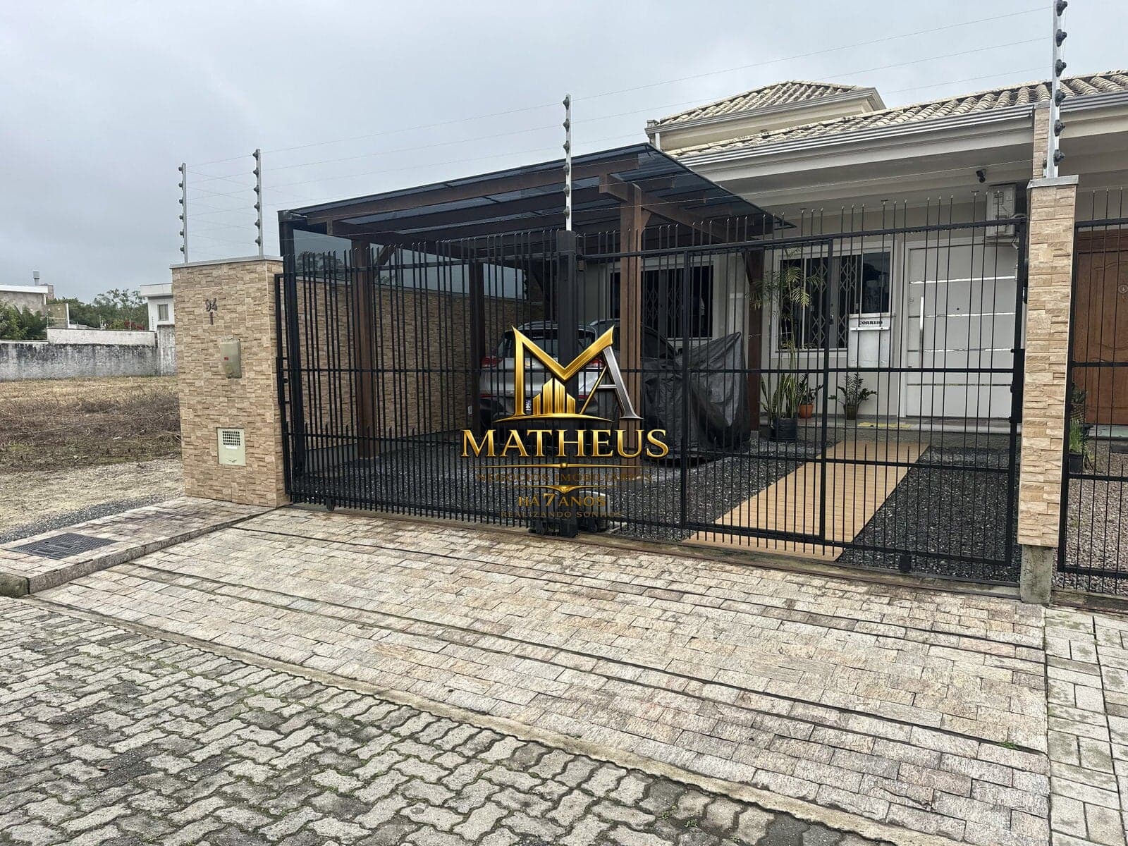 💎 CASA MOBILIADA EM TIJUCAS | 02 DORMITÓRIOS + 02 VAGAS 💎