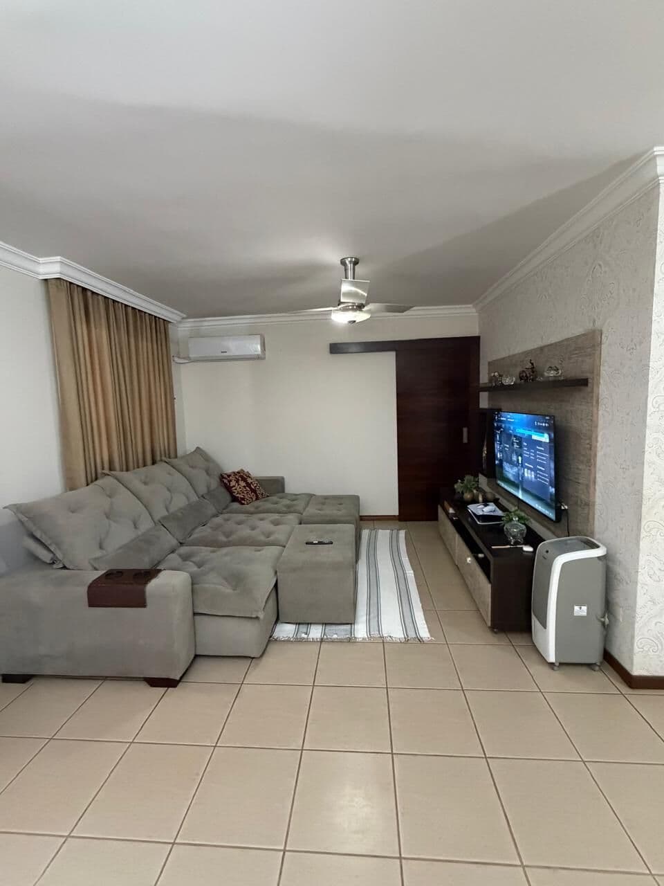 Apartamento com 3 quartos sendo uma suíte