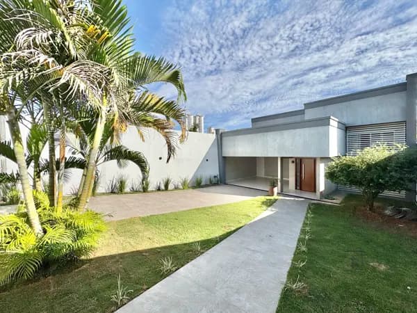 Casa com 3 quartos com piscina a venda no bairro Jardim Goiás em Goiânia