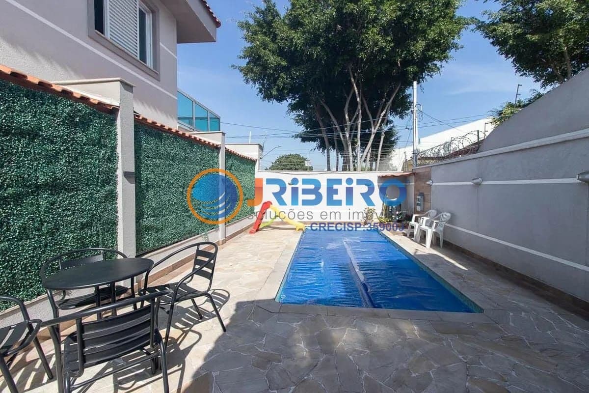 Sobrado amplo com espaço gourmet e piscina, 4 dormitórios 2 suítes 3 vagas